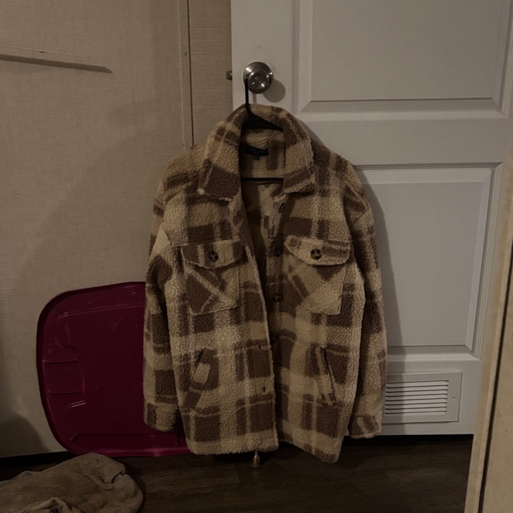 Love Tree Brown and Cream Plaid Sherpa Jacket